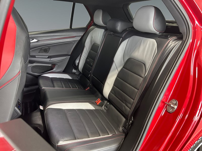 2023 Volkswagen Golf GTI Performance | Low KM's