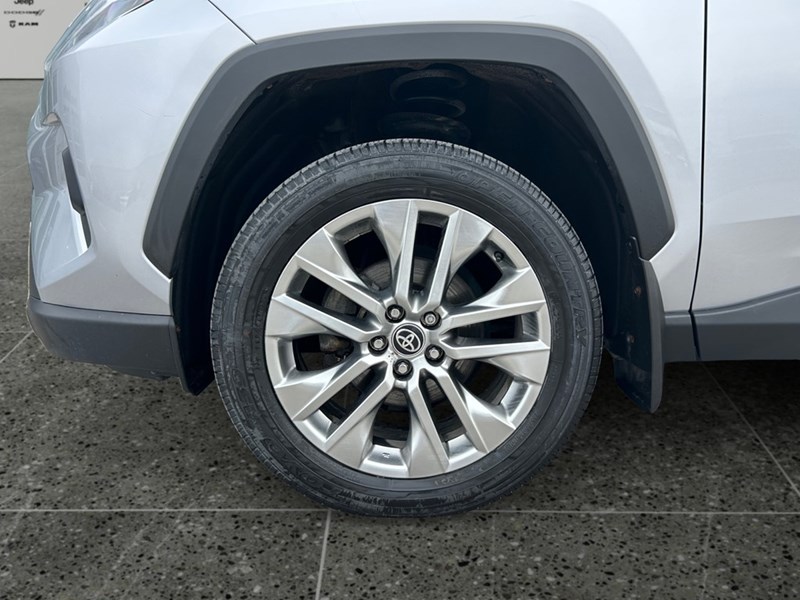 2022 Toyota RAV4 XLE Premium AWD