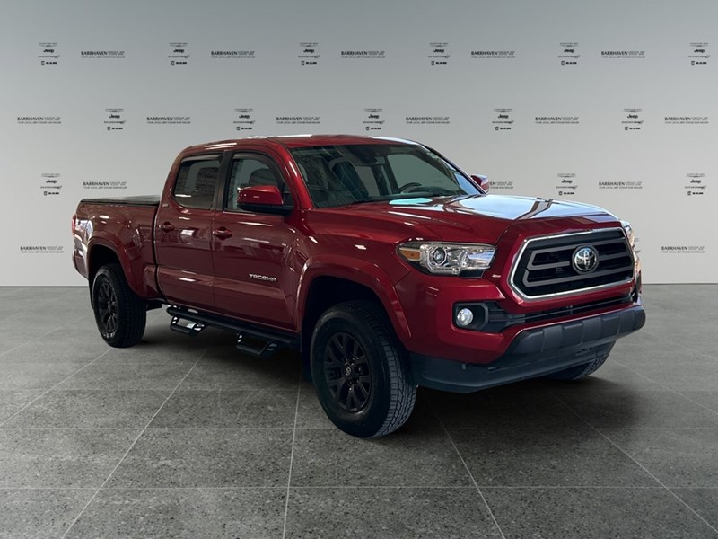 2020 Toyota Tacoma 4x4 Double Cab | Low KM's