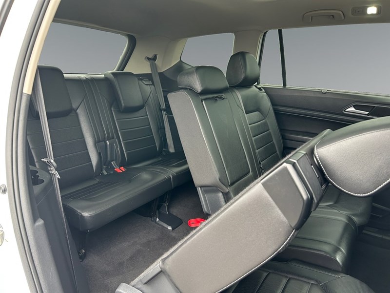 2018 Volkswagen Atlas Highline 3.6 FSI 4MOTION | Ultra Low KM's
