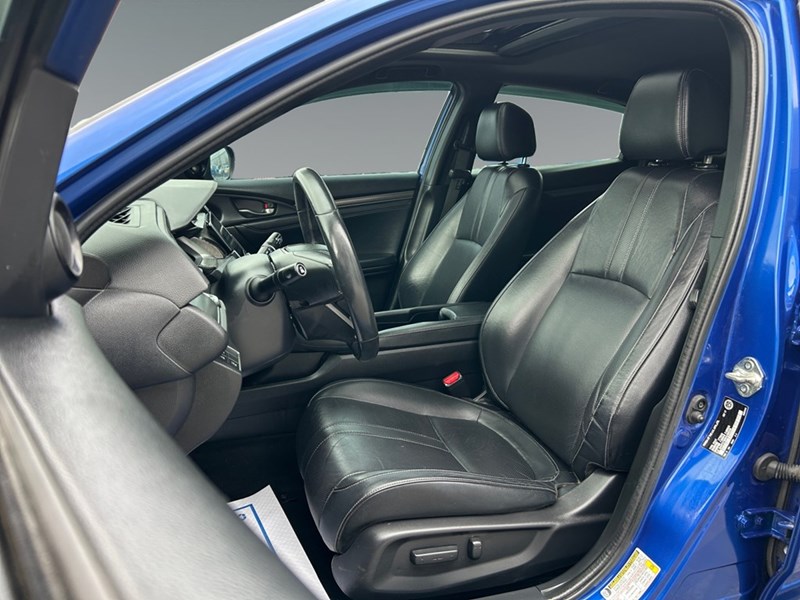 2017 Honda Civic Sport Touring | 6-Speed | Ultra Low KM's