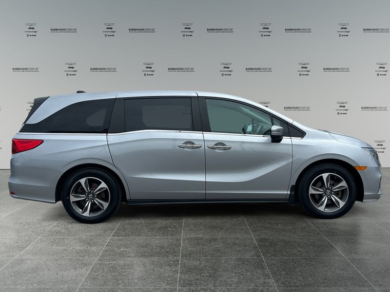 2019 Honda Odyssey EX | 8-Pass | Ultra Low KM's