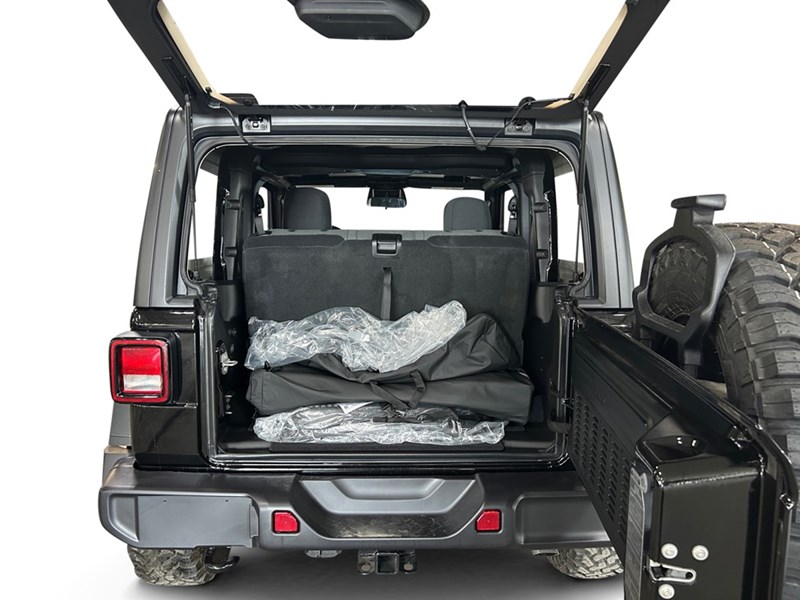 2025 Jeep Wrangler Willys 2 Door 4x4