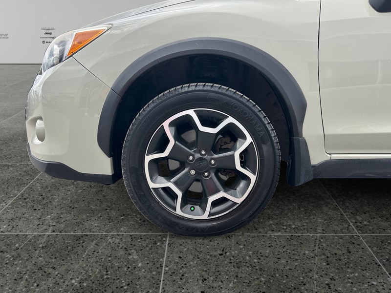 2014 Subaru XV Crosstrek 2.0i w/Sport Pkg | Ultra Low KM's