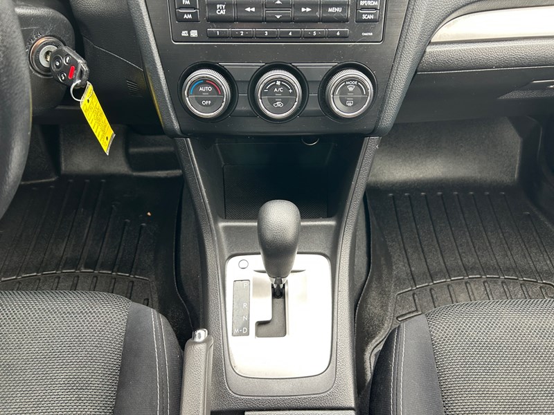2014 Subaru XV Crosstrek 2.0i w/Sport Pkg | Ultra Low KM's