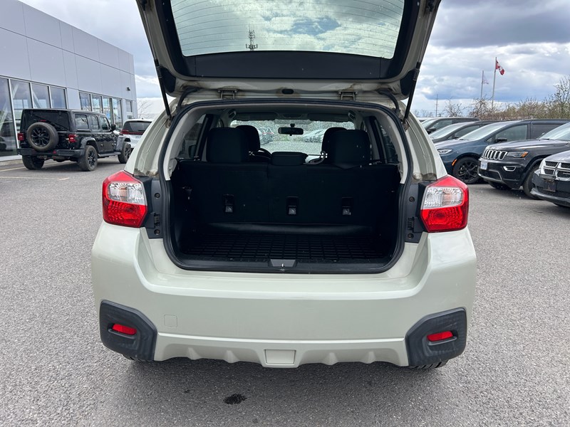 2014 Subaru XV Crosstrek 2.0i w/Sport Pkg | Ultra Low KM's