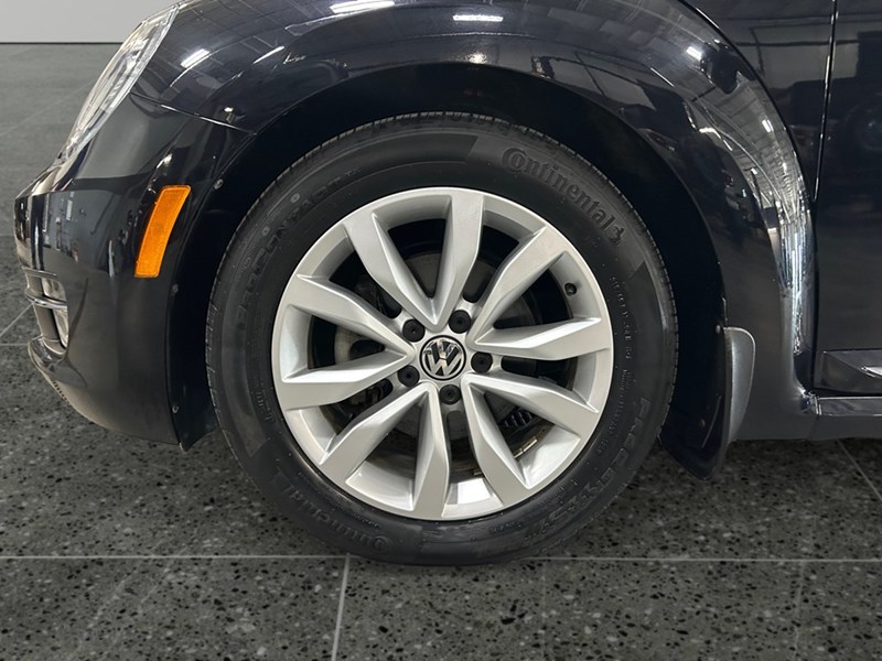 2015 Volkswagen The Beetle Conv 1.8 TSI Comfortline | Ultra Low KM’s