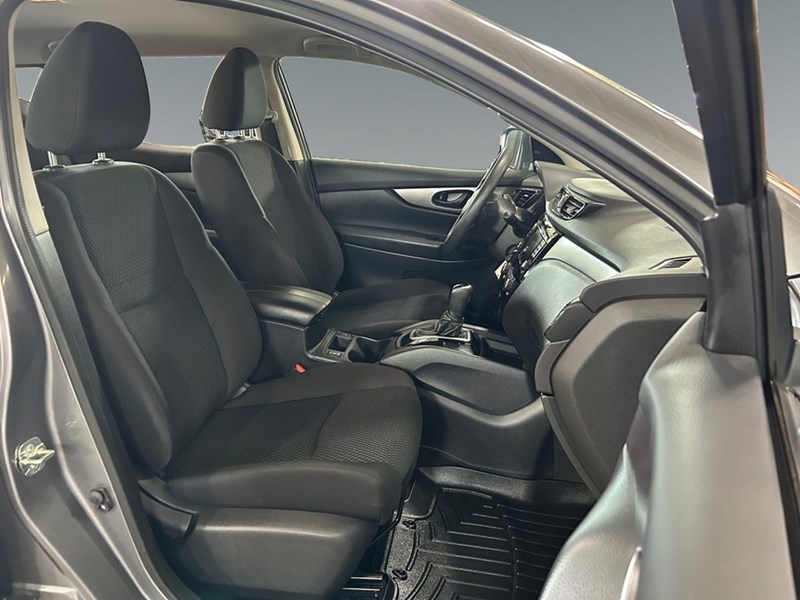 2021 Nissan Qashqai AWD S | Ultra LOW KM's