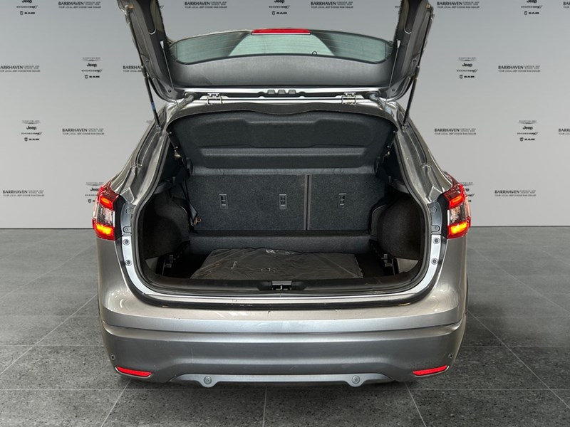 2021 Nissan Qashqai AWD S | Ultra LOW KM's