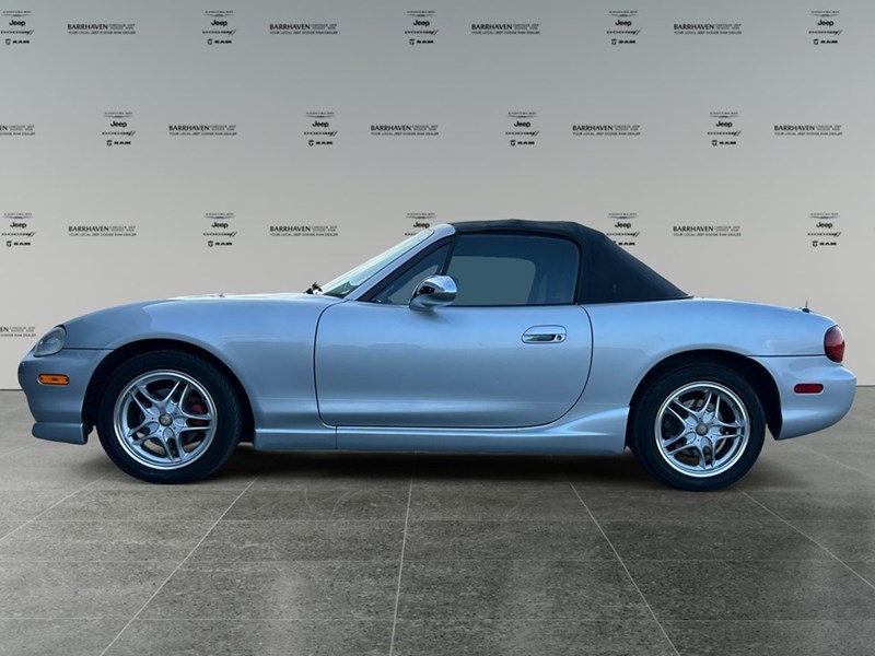2000 Mazda MX-5 Miata Coupe Convertible Auto