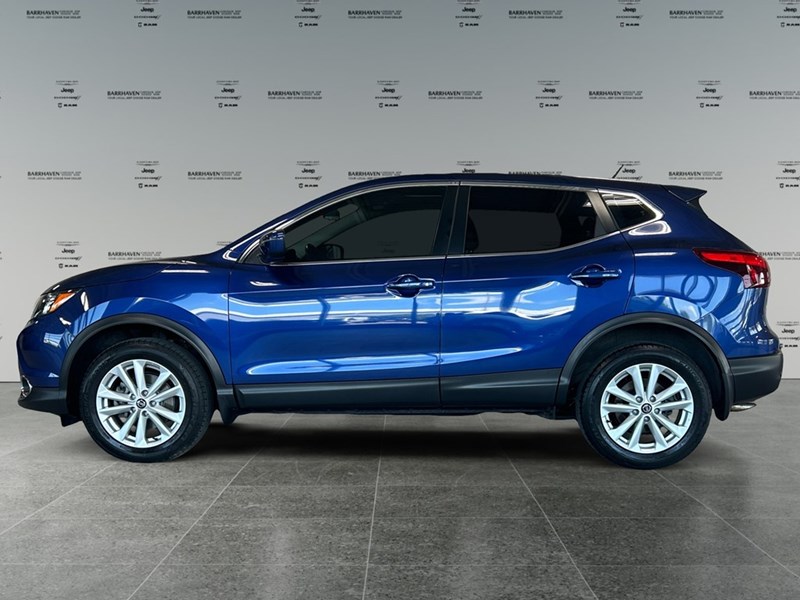 2019 Nissan Qashqai SV CVT | Sunroof | Ultra LOW KM's