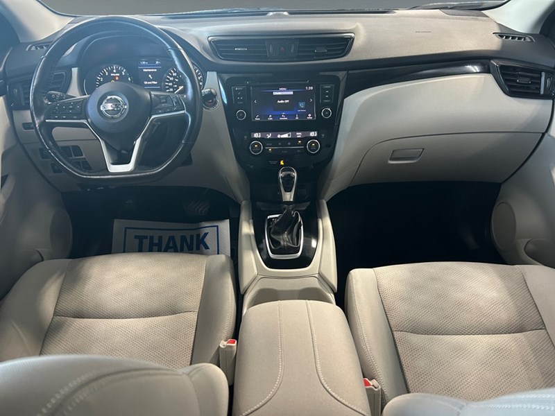 2019 Nissan Qashqai SV CVT | Sunroof | Ultra LOW KM's