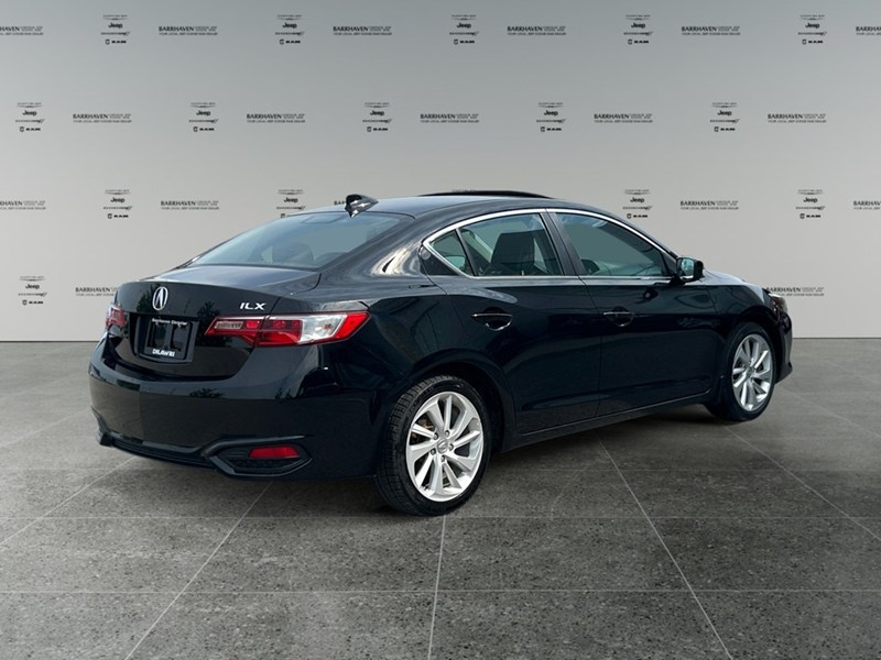 2017 Acura ILX Premium | Ultra Low KM's