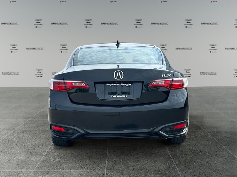 2017 Acura ILX Premium | Ultra Low KM's