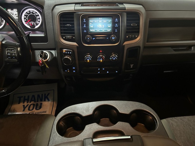 2019 RAM 1500 Classic Express 4x4 Crew