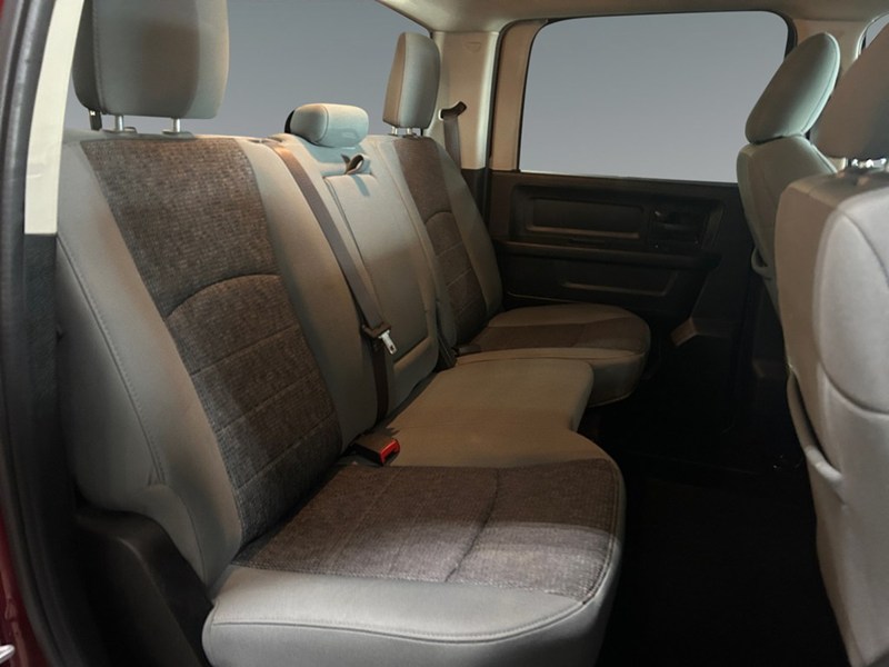 2019 RAM 1500 Classic Express 4x4 Crew