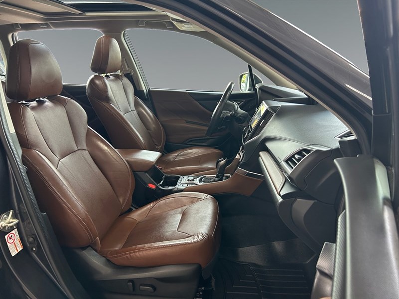 2019 Subaru Forester 2.5i Premier w/EyeSight Pkg