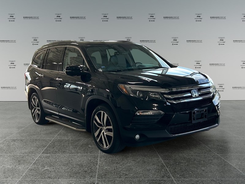 2018 Honda Pilot Touring | Low KM's