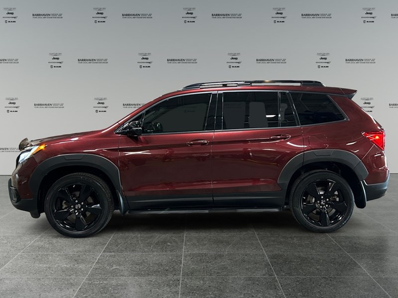 2019 Honda Passport Touring AWD | Ultra Low KM’s