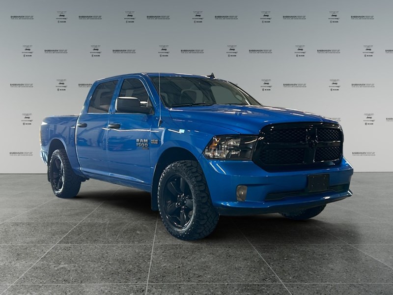 2021 RAM 1500 Classic Express 4x4 Crew | Low KM's