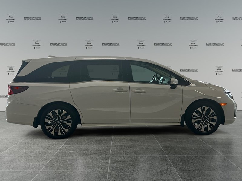 2025 Honda Odyssey Touring Auto