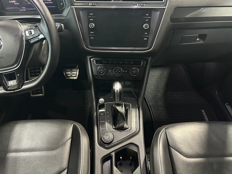 2019 Volkswagen Tiguan Highline R-Line 4MOTION | Ultra Ultra Low KM's