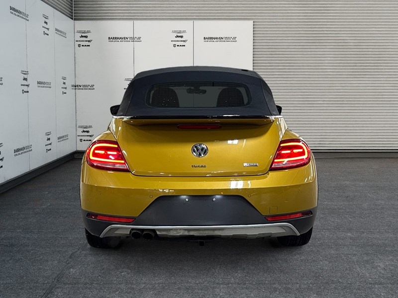 2017 Volkswagen Beetle Coupe Convertible Dune | Low KM’s