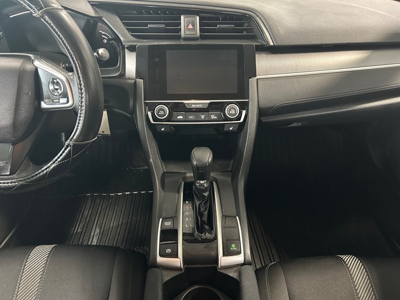 2018 Honda Civic LX | Low KM’s