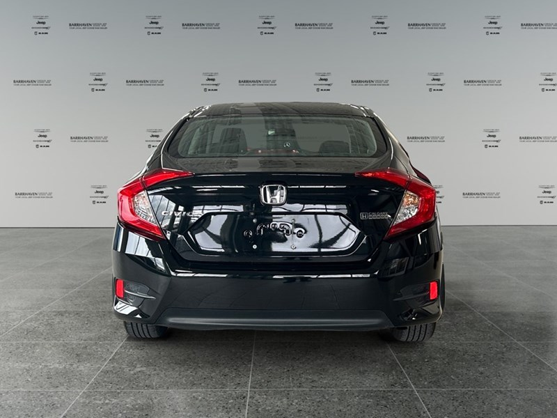 2018 Honda Civic LX | Low KM’s
