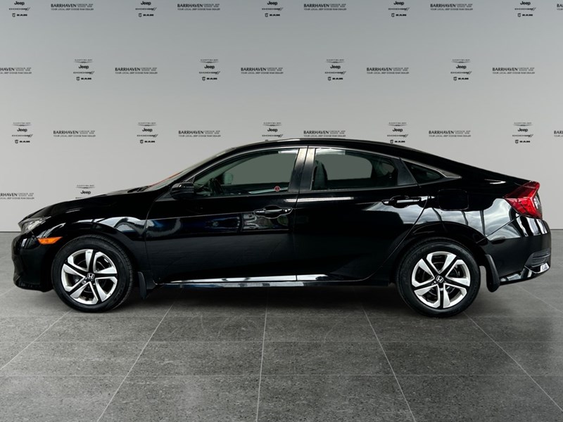 2018 Honda Civic LX | Low KM’s