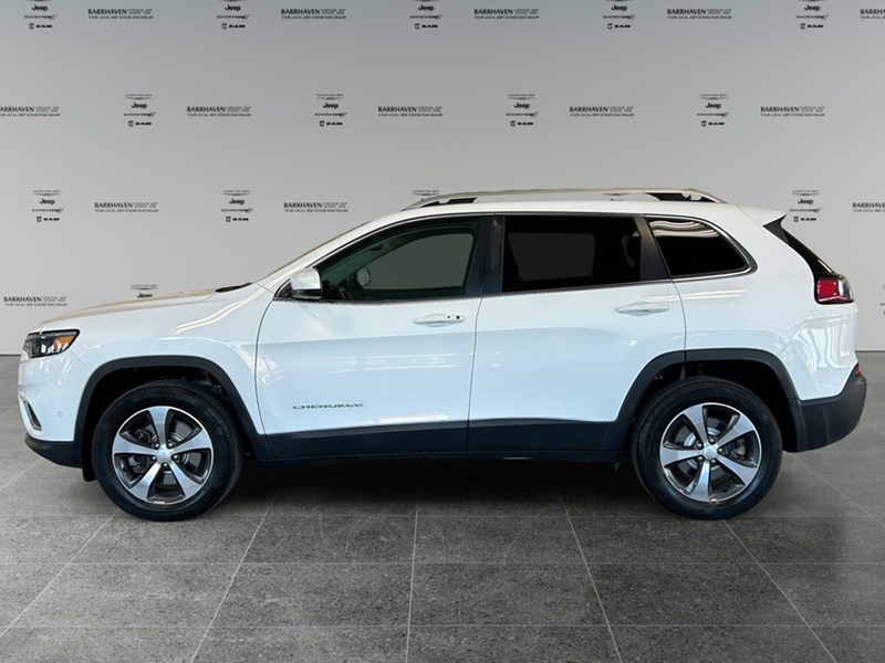 2019 Jeep Cherokee Limited 4x4 | Ultra Ultra Low KM's