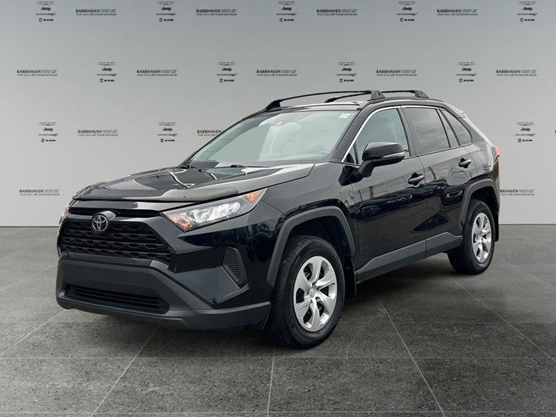 2021 Toyota RAV4 LE AWD | Ultra Low KM's