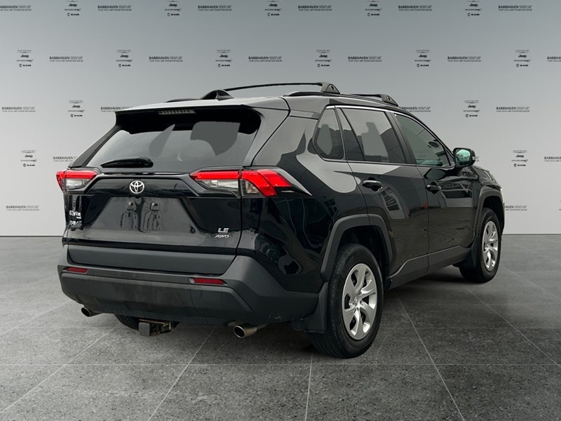 2021 Toyota RAV4 LE AWD | Ultra Low KM's
