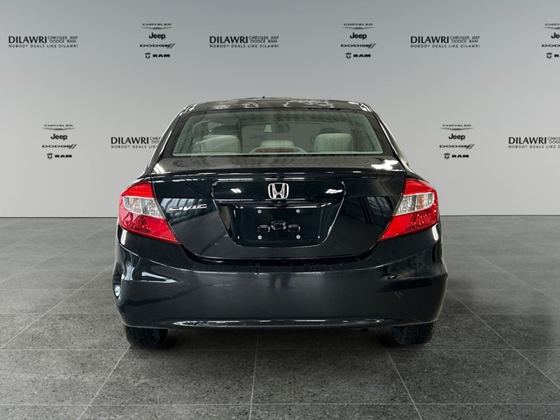 2012 Honda Civic Auto LX | Low KM's | Local Trade