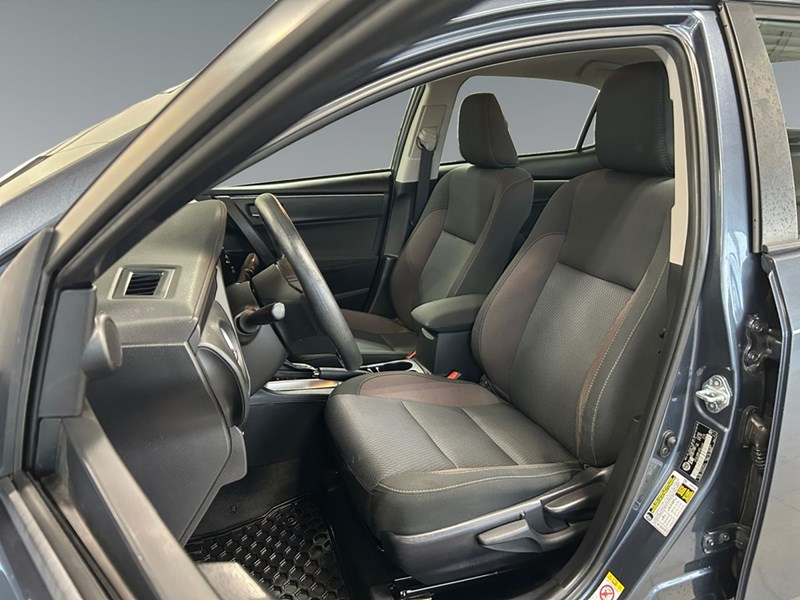 2017 Toyota Corolla CVT LE | Ultra Low KM's