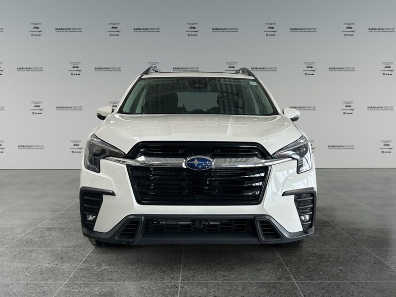 2023 Subaru Ascent Touring 7-Passenger | Low KM's