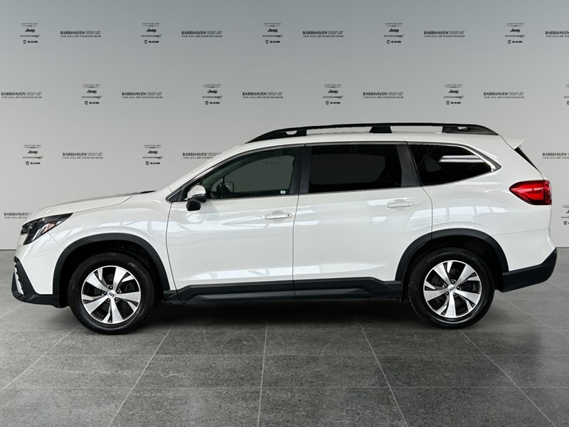 2023 Subaru Ascent Touring 7-Passenger | Low KM's