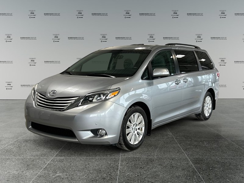 2017 Toyota Sienna XLE Limited | 7-Pass | AWD | Ultra Low KM's
