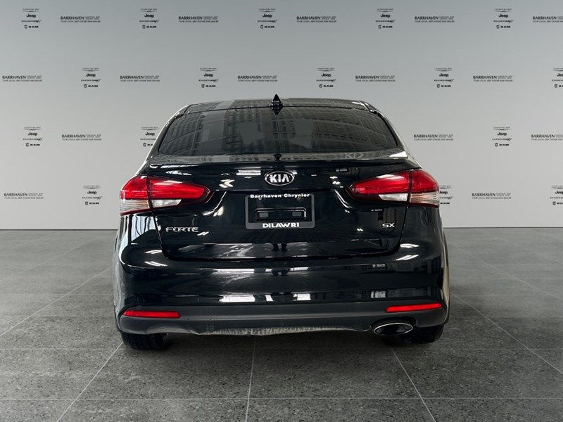 2017 Kia Forte SX | Leather | Sunroof | Nav | Low KM's