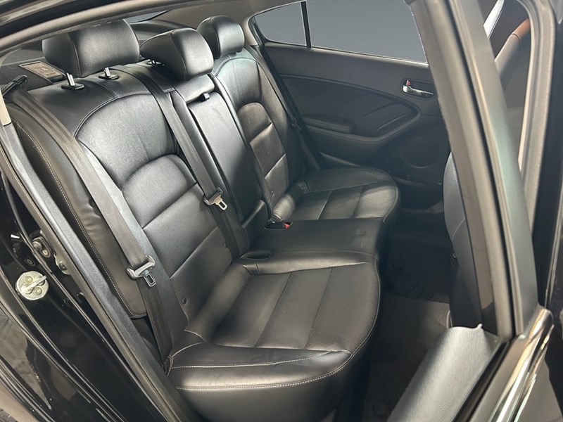 2017 Kia Forte SX | Leather | Sunroof | Nav | Low KM's