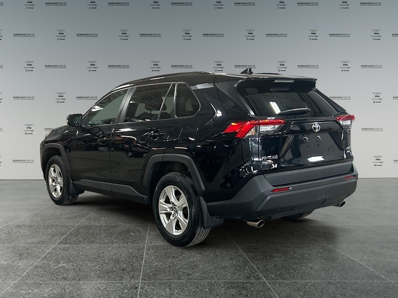 2021 Toyota RAV4 XLE AWD
