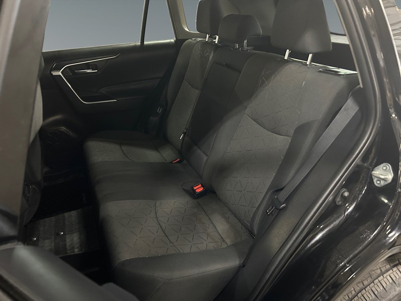 2021 Toyota RAV4 XLE AWD