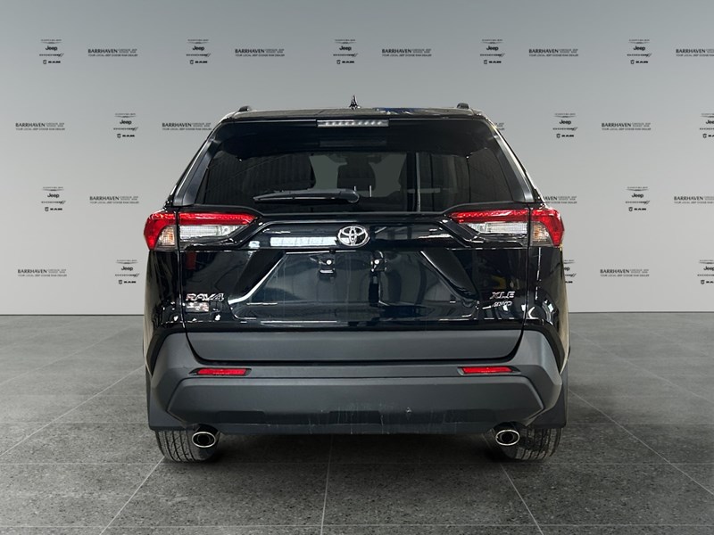 2021 Toyota RAV4 XLE AWD