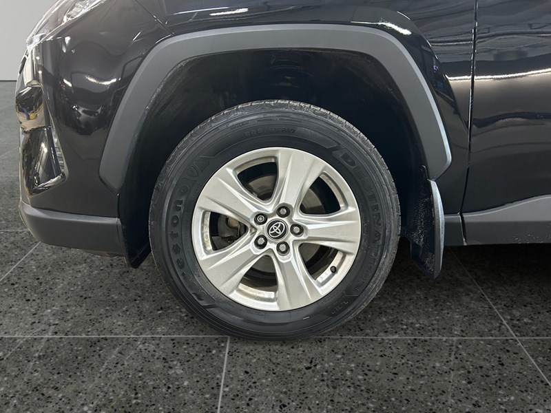 2021 Toyota RAV4 XLE AWD