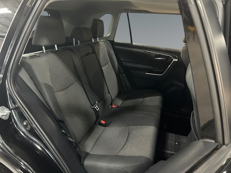 2021 Toyota RAV4 XLE AWD