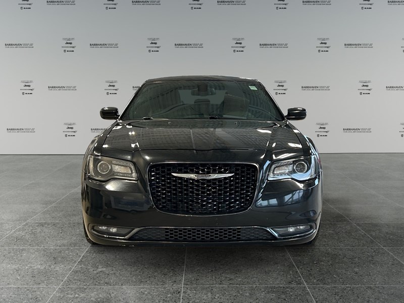2015 Chrysler 300 4dr Sdn 300S RWD