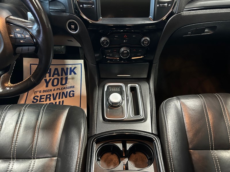 2015 Chrysler 300 4dr Sdn 300S RWD