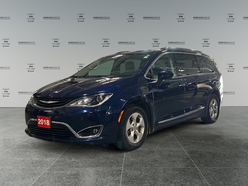 2018 Chrysler Pacifica Hybrid Touring-L | Ultra Low KM's