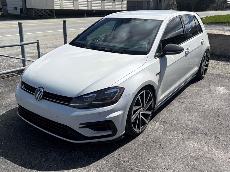 2019 Volkswagen Golf R 6-Speed