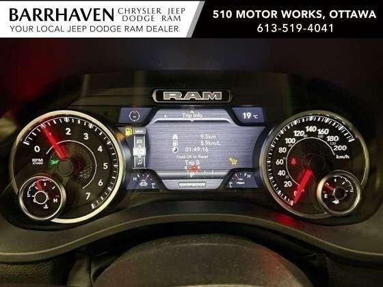 2027 RAM 1500 Express 4x4 Crew Cab 5'7" Box